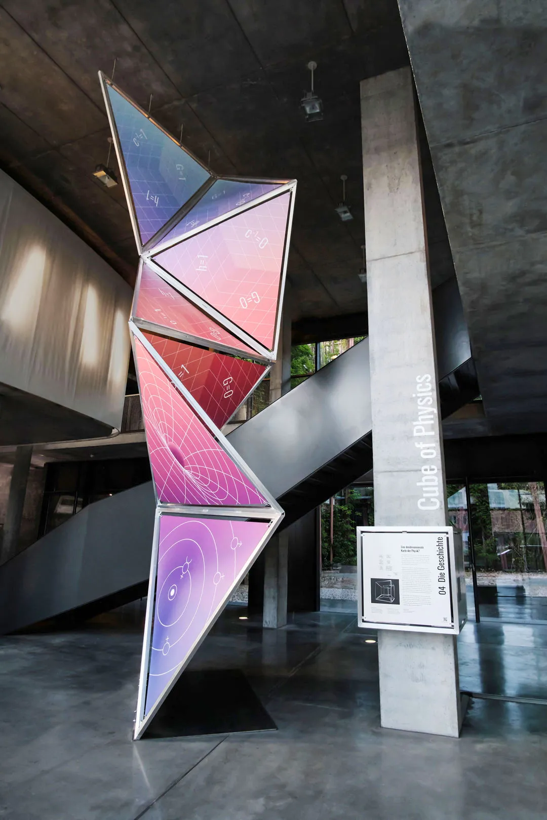 studio-gid_cube-of-physics_08